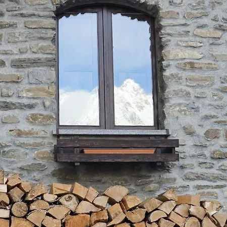 Lo Tata - Maisons De Charme - Caratteristico A 2 Passi Da Courmayeur *