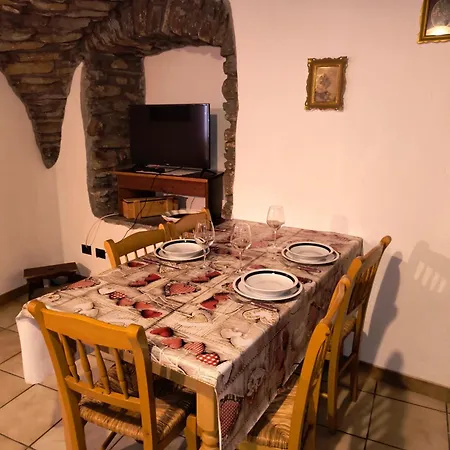 Lo Tata - Maisons De Charme - Caratteristico A 2 Passi Da Courmayeur Daire