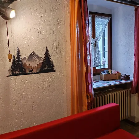 Lo Tata - Maisons De Charme Valle D'aosta - Caratteristico A 2 Passi Da Courmayeur Appartamento